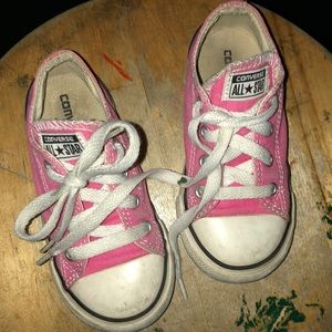 Toddler girls converse